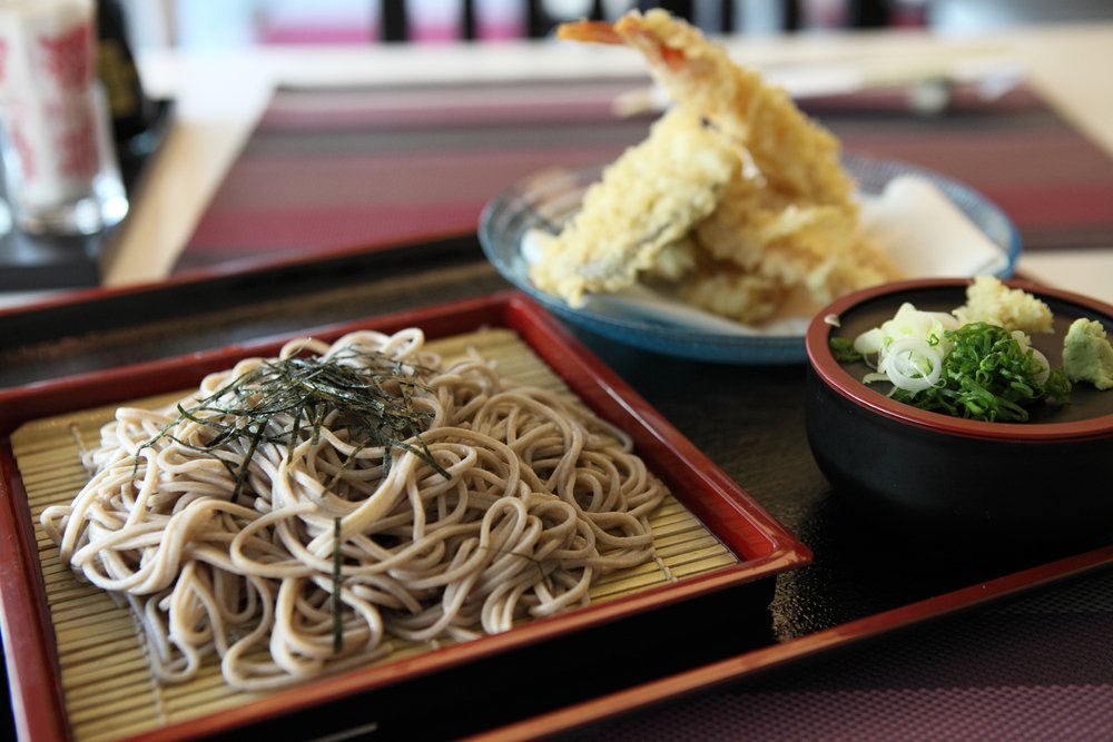 Soba noodle with fried shrimp