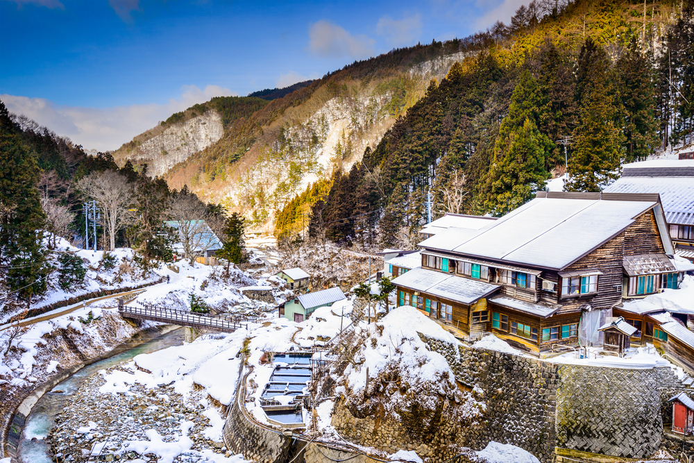 japan winter travel itinerary