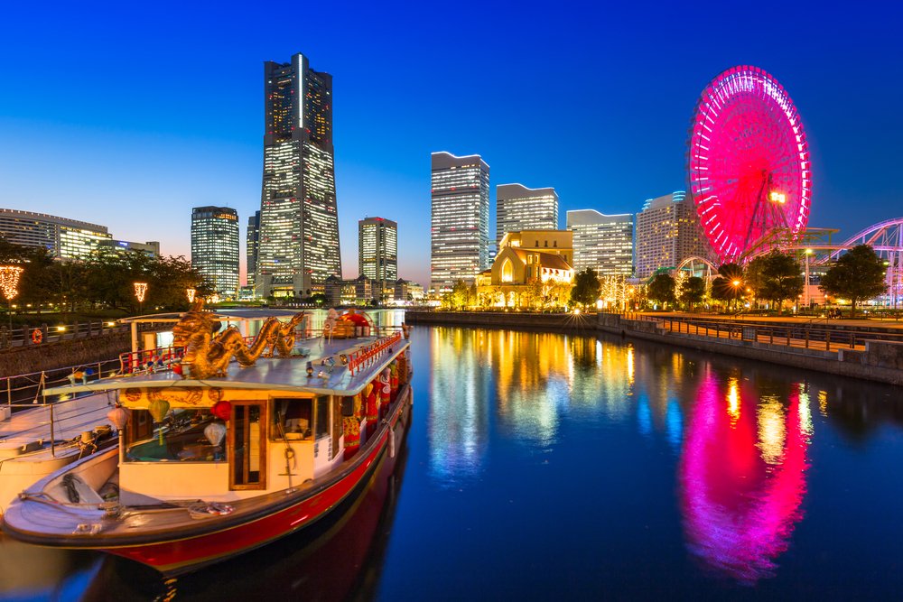 Cityscape of Yokohama city at dusk, Japan